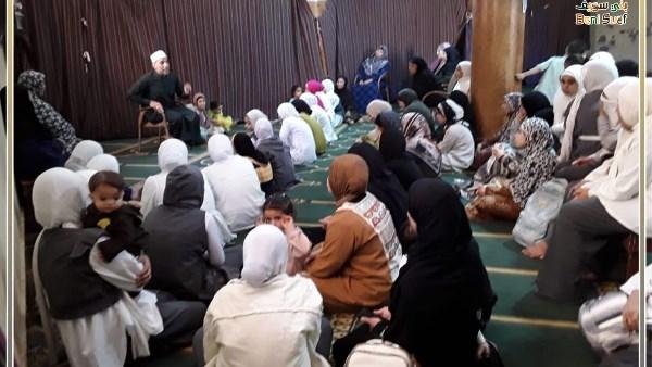 "جلسات الدوار".. قومي المرأة ببني سويف ينظم 240 فعالية لتمكين النساء