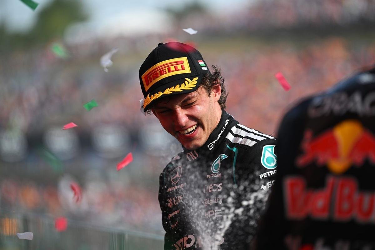 Kimi Antonelli could get "more and more panicked" in F1 title fight, says Nico Rosberg