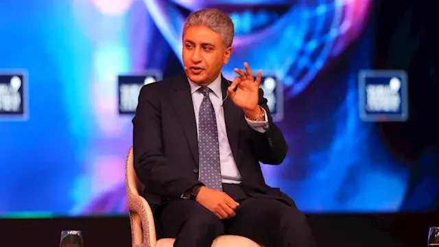 السياحة تصدر أول دفعة من التراخيص الذكية والمؤمنة للمرشدين