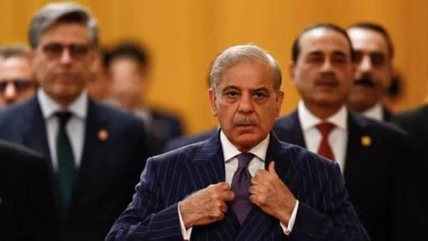 باكستان تدعو إلى الالتزام بوقف...