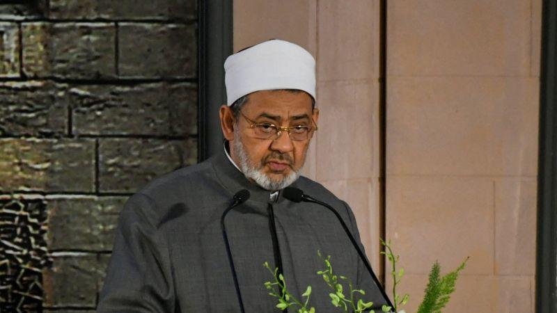اتحاد علماء المسلمين يعقّب بـ6 نقاط على مبادرة شيخ الأزهر للمصالحة وحقن الدماء بالمنطقة العربية