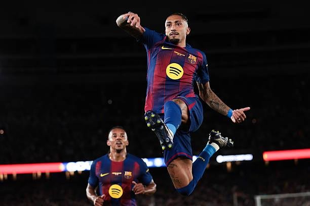 برشلونة يثق في استمرار رافينيا...