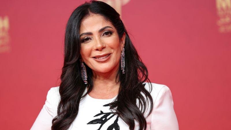 مهرجان الجونة السينمائي يكشف عن شعاره الجديد ويكرم منى زكي في دورته التاسعة