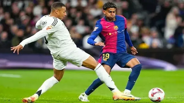 كرة استثنائية لكلاسيكو ريال مدريد وبرشلونة.. ما القصة؟