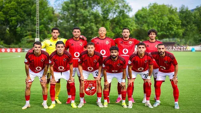 مهاجم الأهلي يطلب فسخ عقده بسب...