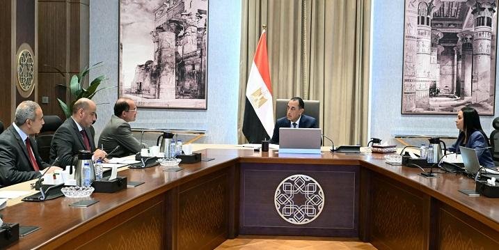 مدبولي يوجه بتشكيل مجموعة عمل...