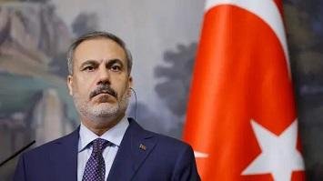 وزير خارجية تركيا يبحث ملف غزة...