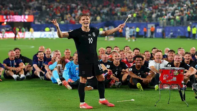 10 صور تكشف قصة احتفال لاعبي ا...