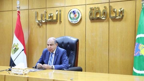 محافظ المنيا يوجه بتلبية احتياجات المواطنين وعلاج حالات إنسانية وتوفير فرص عمل