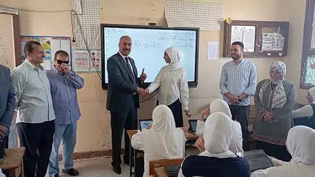 قصة "كيس الفول".. أول تعليق من وكيل تعليم بني سويف بشأن التنمر على طالبة