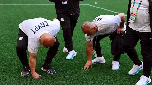 الجهاز الفني لمنتخب مصر يتفقد...