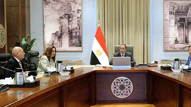 حظر تنفيذ أعمال البنية التحتية...
