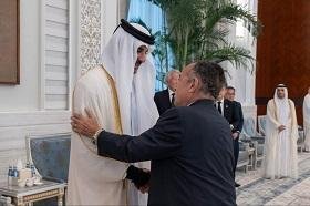 نبيل فهمي يعزي أمير قطر في وفاة الأمير الوالد الشيخ حمد بن خليفة آل ثاني