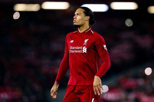 ليفربول يحسم موقفه من رحيل فير...