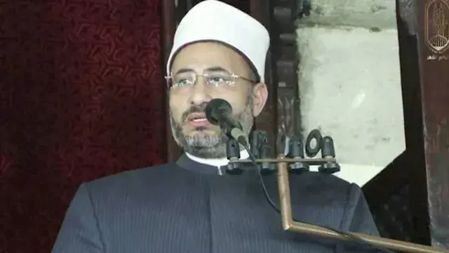 خطيب الأزهر: أعظم بلاء يصيب ال...