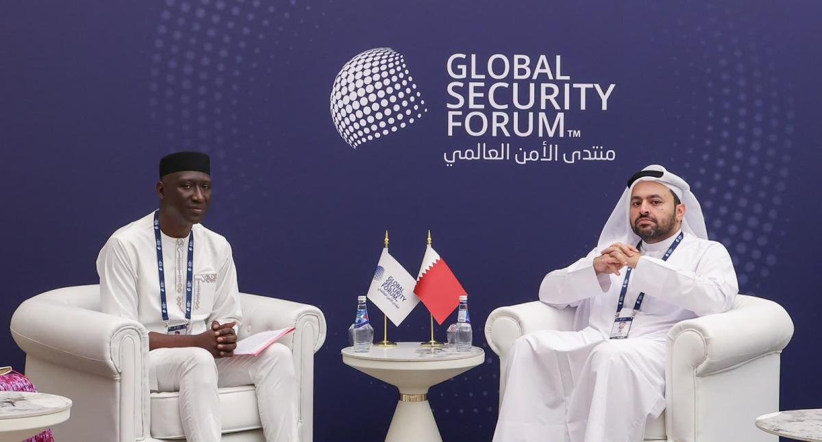 وزير الدولة بوزارة الخارجية يجتمع مع عدد من المسؤولين على هامش منتدى الأمن العالمي