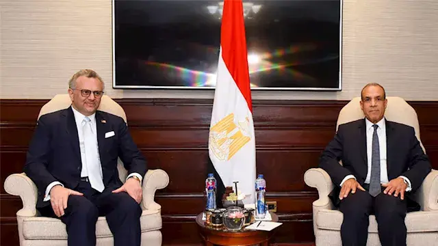 وزير الخارجية يؤكد أهمية الوصو...