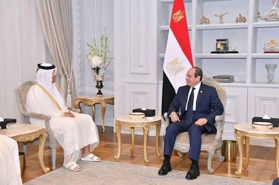 السيسي يستقبل رئيس وزراء قطر ل...