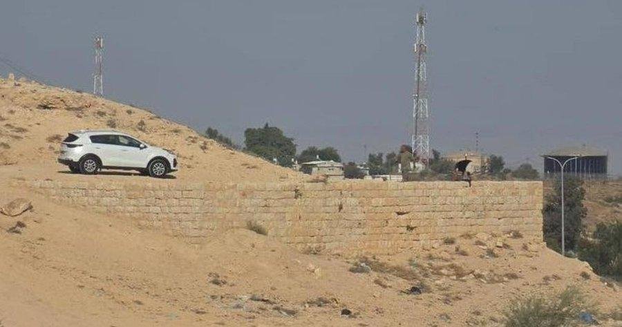 إرهاب المستوطنين يستهدف مصدر مياه لتجمعات بدوية شرق القدس