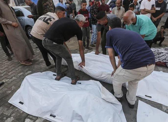 غزة.. استشهاد 6 فلسطينيين بينه...