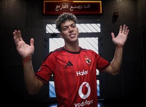 إمام عاشور يظهر لأول مرة في قا...