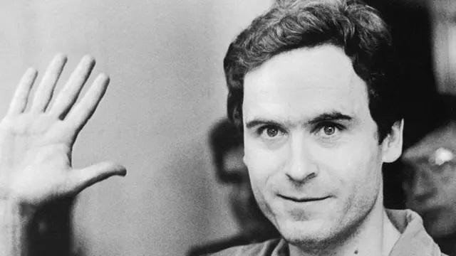 أدلة الحمض النووي تربط القاتل المتسلسل تيد بندي بقتل مراهقة في يوتا عام 1974