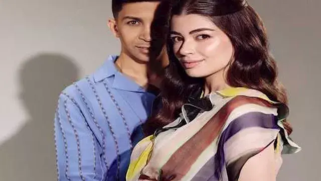 بالصور- ليلى أحمد زاهر تستعرض حملها الأول: "معجزة صغيرة أسفل قلبي"