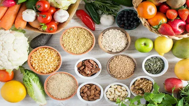 كيف يؤثر تناول الألياف على صحة القلب والأوعية الدموية؟
