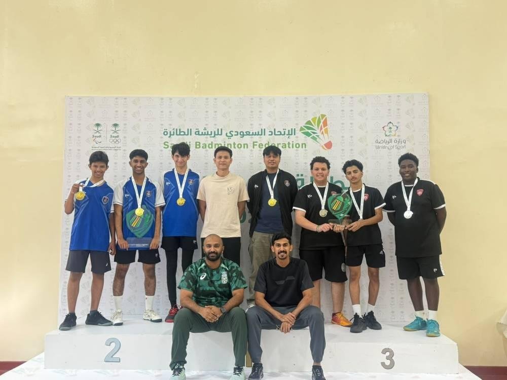 الفاروق بطلا لتأهيلي الريشة