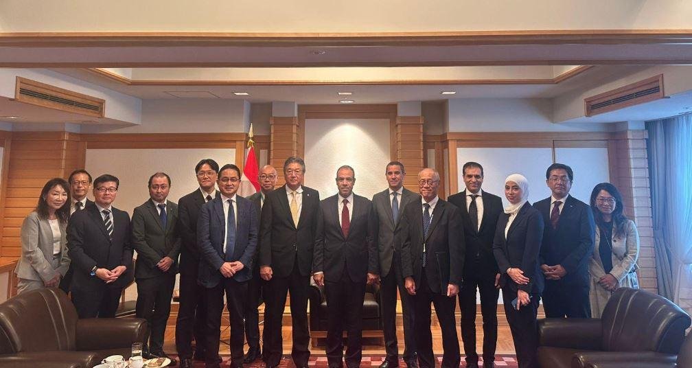 وزير الخارجية يبحث مع رابطة وك...