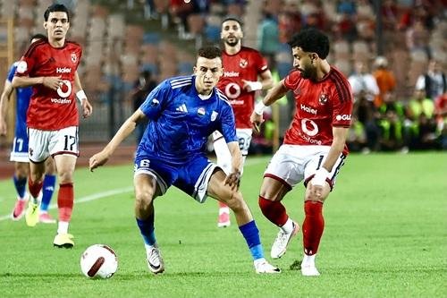حسام غالي: أداء الأهلي تحت قيادة عموتة «مثير للقلق»