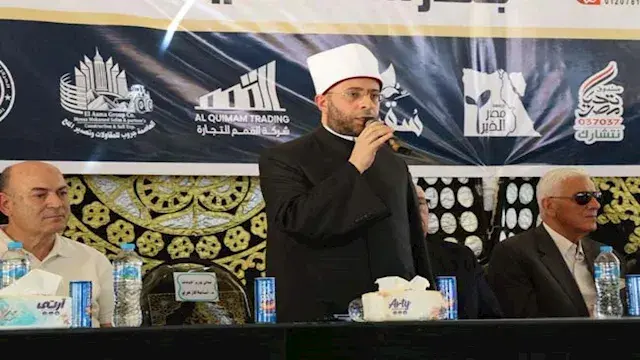 صور.. وزير الأوقاف يكرم حفظة ا...