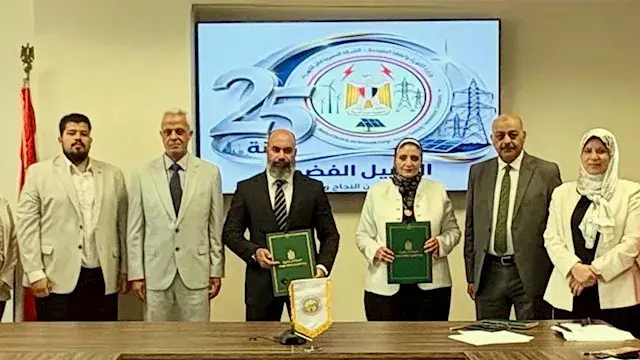 "نقل الكهرباء" توقع عقد إنشاء...
