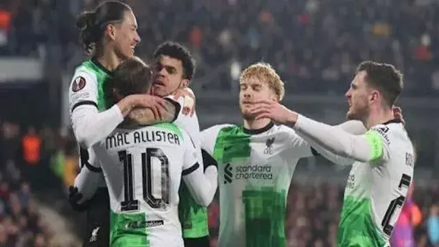 إيراولا يعلن قائمة ليفربول لمو...