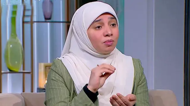 هل على لطم الخدود كفارة؟.. عضو...