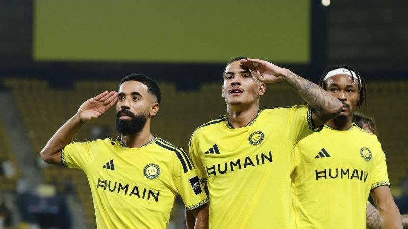 النصر ينشر احتفال لاعبيه بـ"التحية العسكرية".. ويعلق:" دروع وطننا مدكم الله بتوفيقه"