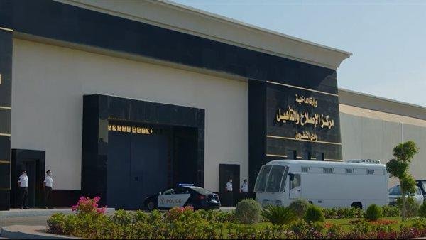 مصدر أمني ينفي ادعاءات سوء معا...