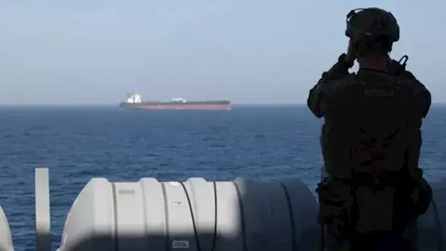 بعد منع سفينة.. أمريكا تكشف حج...