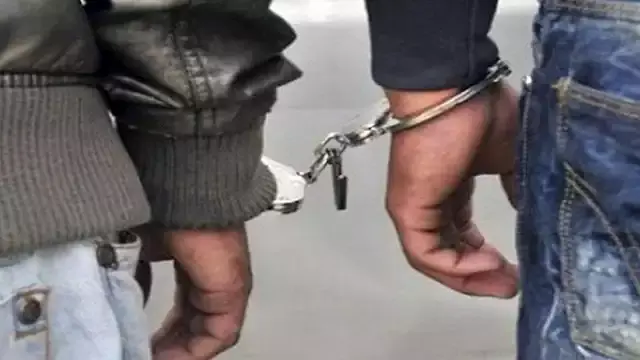 القبض على شابين استعرضا بالدراجة النارية بدون لوحات في سوهاج