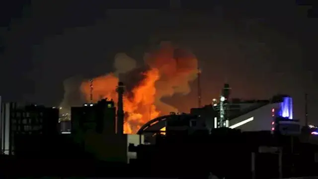الجيش الأمريكي يشن هجوما على إيران.. والحرس الثوري يتوعد بالرد