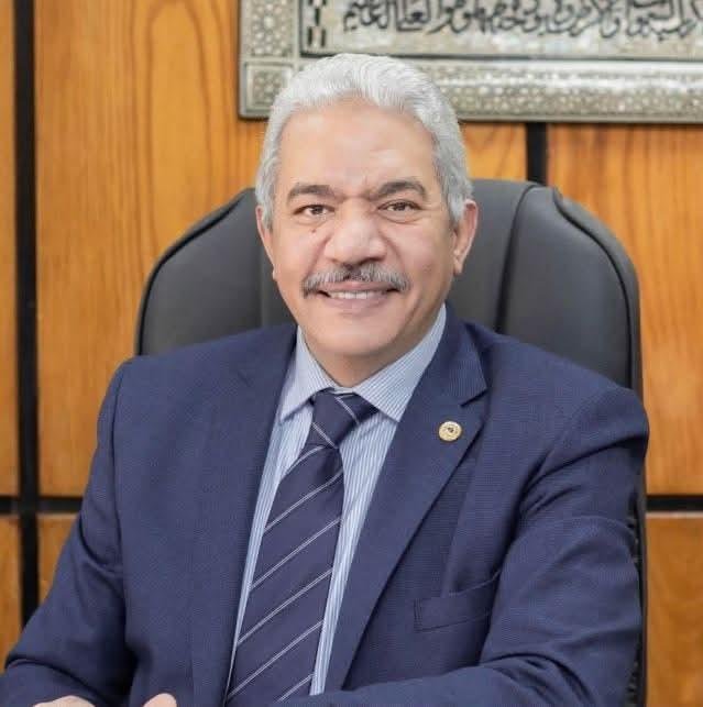 تكليف الدكتور محمود صديق للقيا...