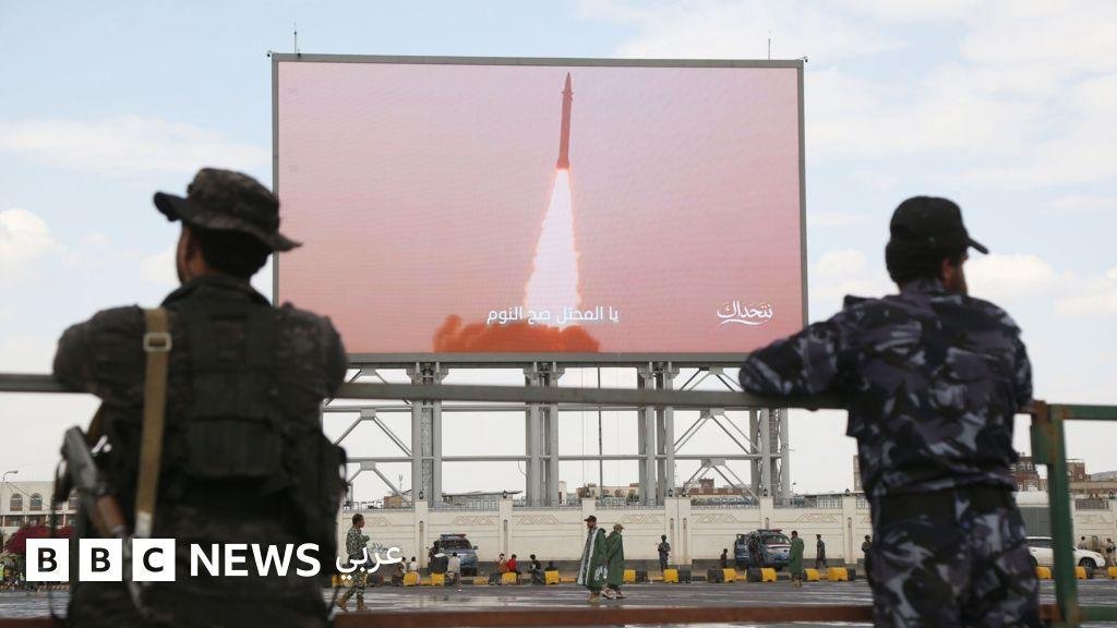 أصوات انفجارات في عدن، وجماعة أنصار الله تتحدث عن غارات سعودية دامية