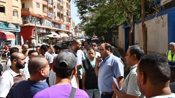 رئيس مياه الجيزة: ضرورة الالتزام بمعايير الجودة وحل شكاوى المواطنين