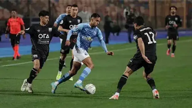وصلت حافلة بيراميدز لاستاد القاهرة الدولي استعدادا لمواجهة زد بكأس مصر