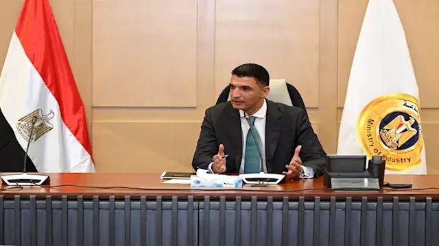 وزير الصناعة يبحث مع مجموعة "غوروك" التركية خططها لإقامة مصنع في مصر