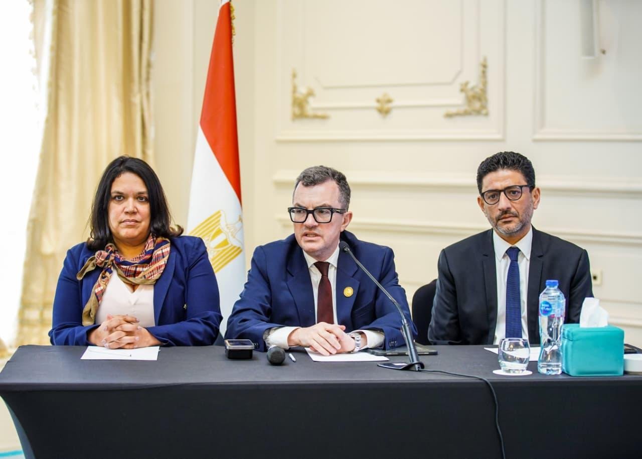 وزير التخطيط يترأس اجتماعا موس...