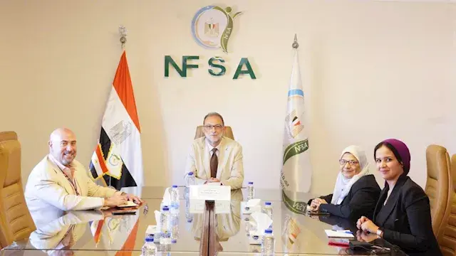مصر وأمريكا تبحثان تعزيز التعا...