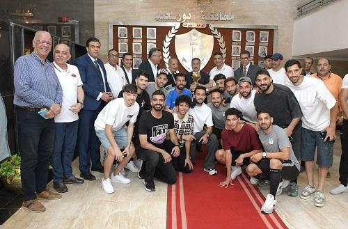 محافظ بورسعيد يمنح لاعبي المصر...
