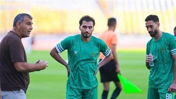حسام حسن يقود هجوم الاتحاد أمام المصري في الدوري