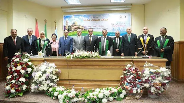 وزير الصحة يشارك في مناقشة رسالة دكتوراه عن دور "100 مليون صحة" للقطاع الصحي